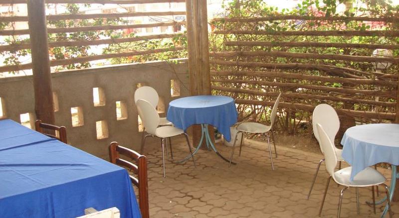 Pelikan Hotel Mbarara Extérieur photo